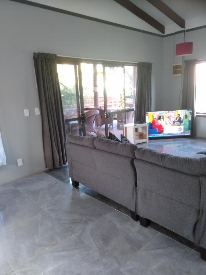 Te Moana Nui Villas Arorangi Extérieur photo